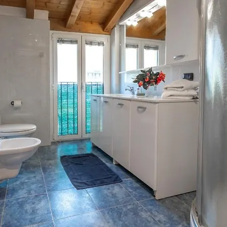 Mansarda Sole E Lägenhet *