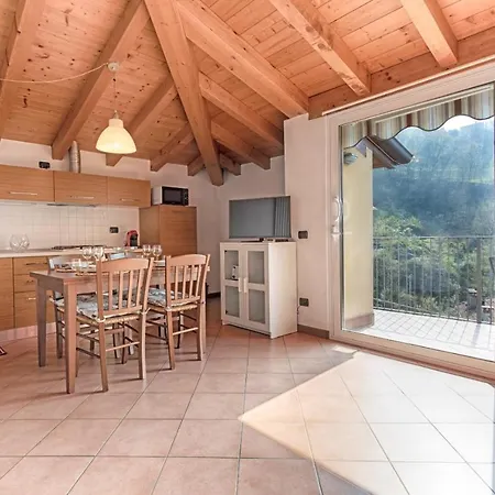 Mansarda Sole E Lierna