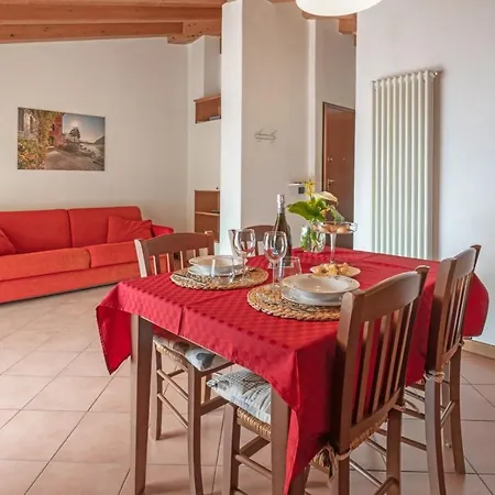 Apartman Mansarda Sole E