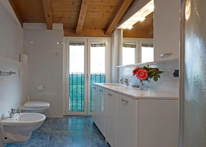 Mansarda Sole E リエルナ